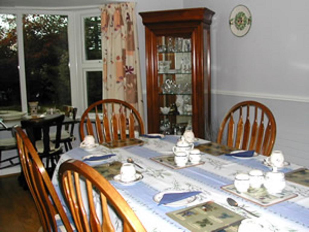 Twin Oaks Bed & Breakfast Kilkenny Exterior foto